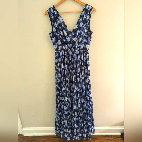 Monique Lhuillier Melanie Blue Floral Maxi Dress Size 4 - Picture 3 of 6